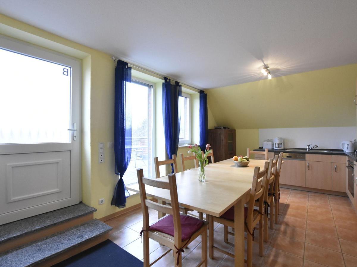 5-Bedroom Holiday Home In Zierow With Garden Oda fotoğraf