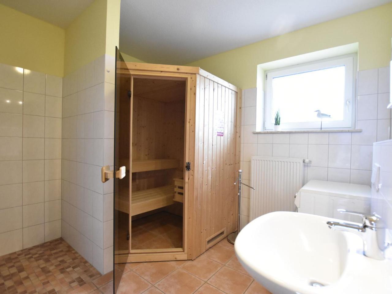 5-Bedroom Holiday Home In Zierow With Garden Dış mekan fotoğraf